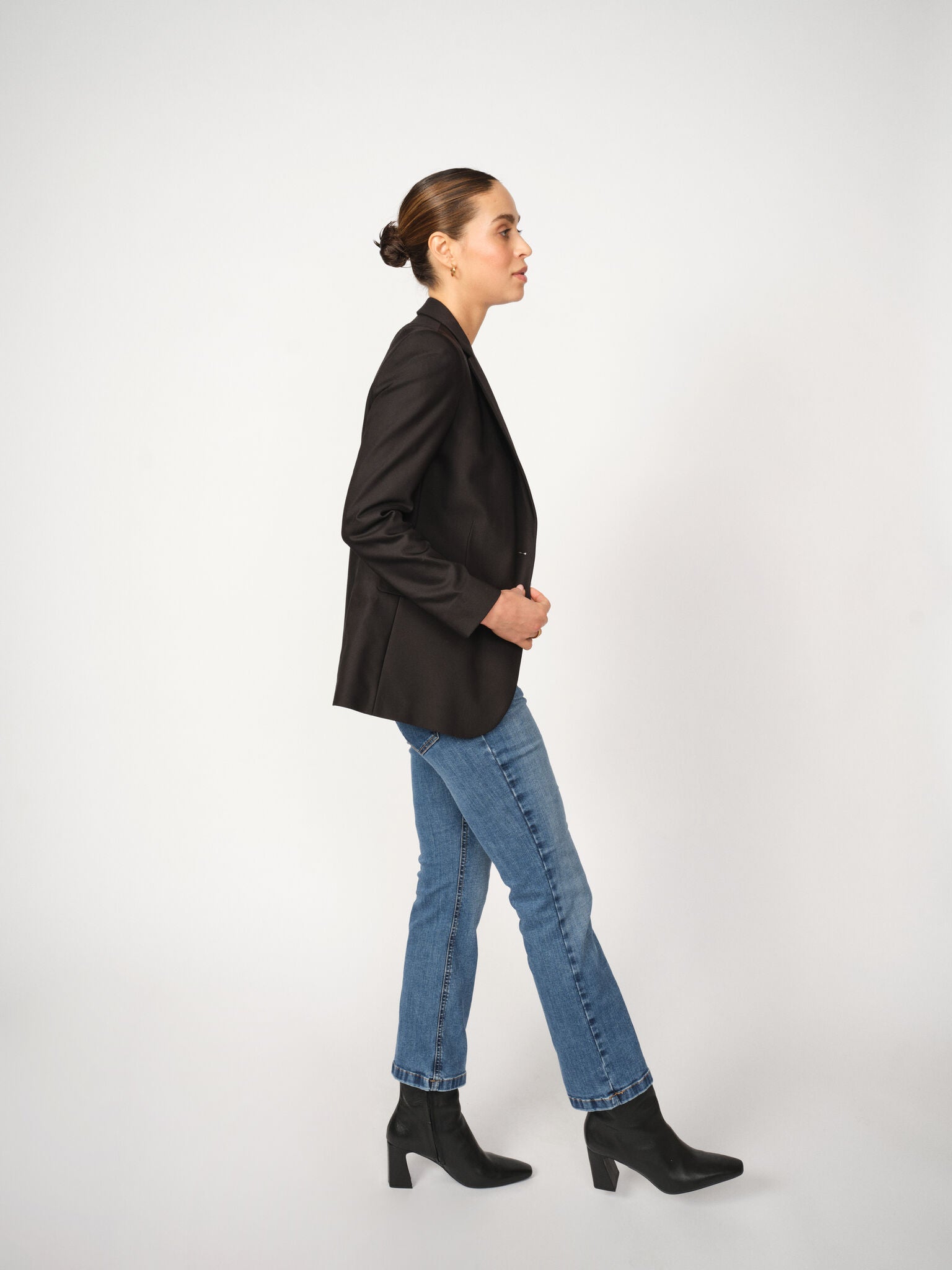 Modelshot / Blue / Detail