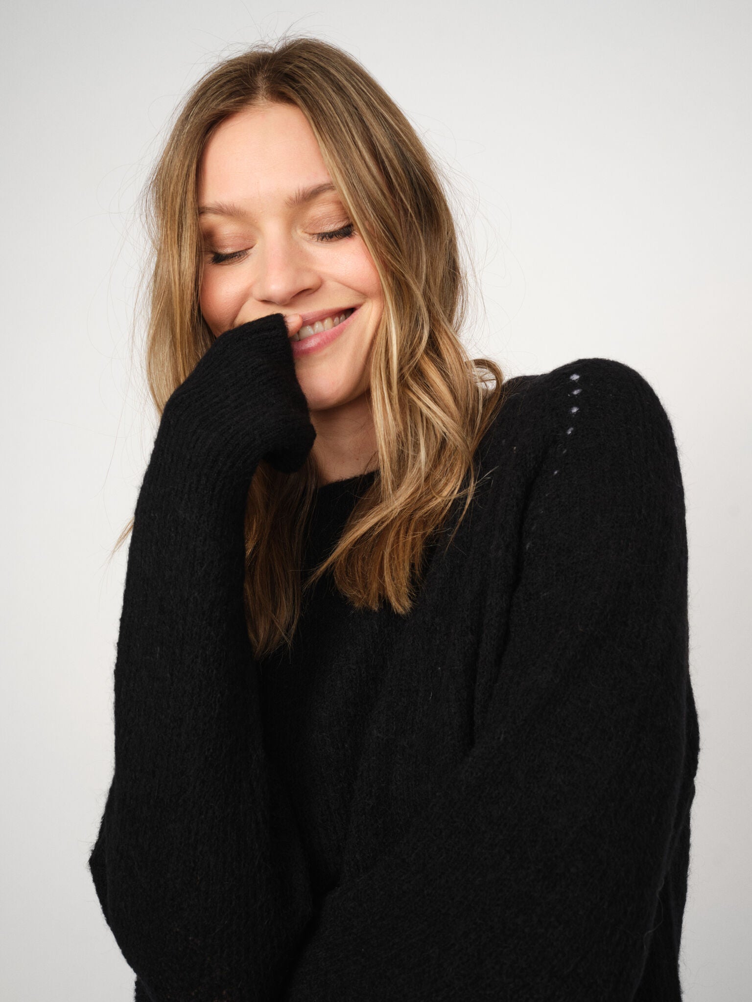 Modelshot / Black / Detail