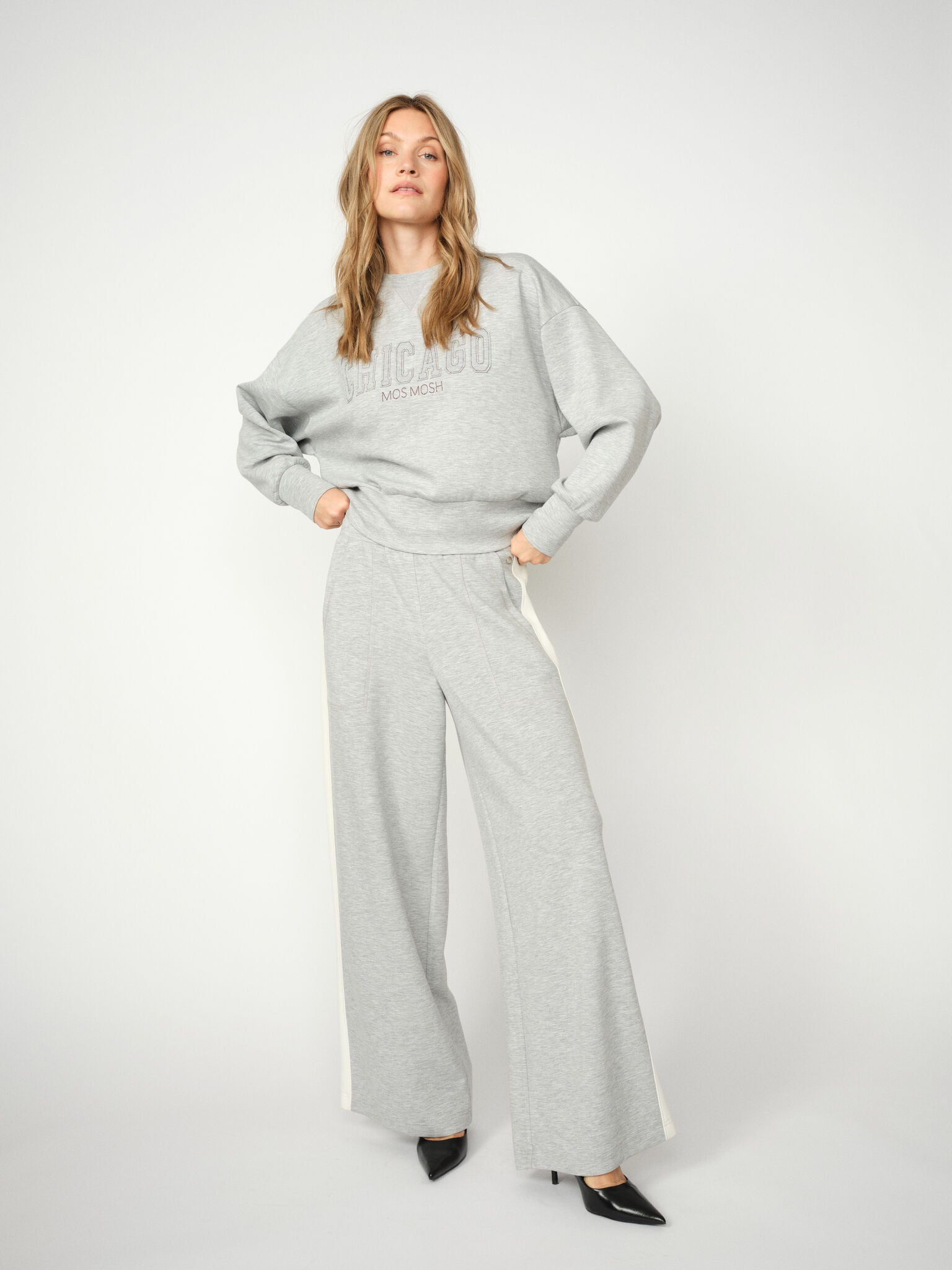 Modelshot / Grey Melange / Detail