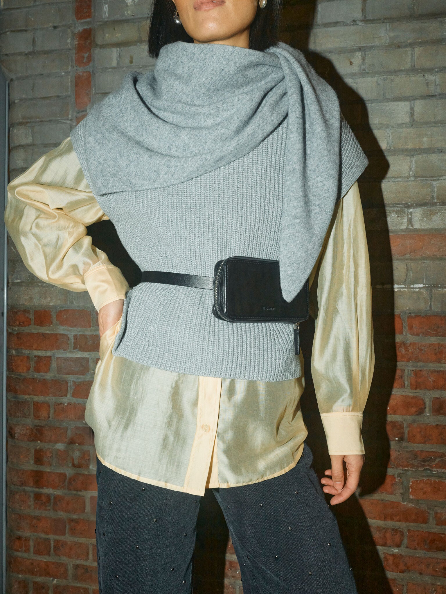 Modelshot / Grey Melange / Detail