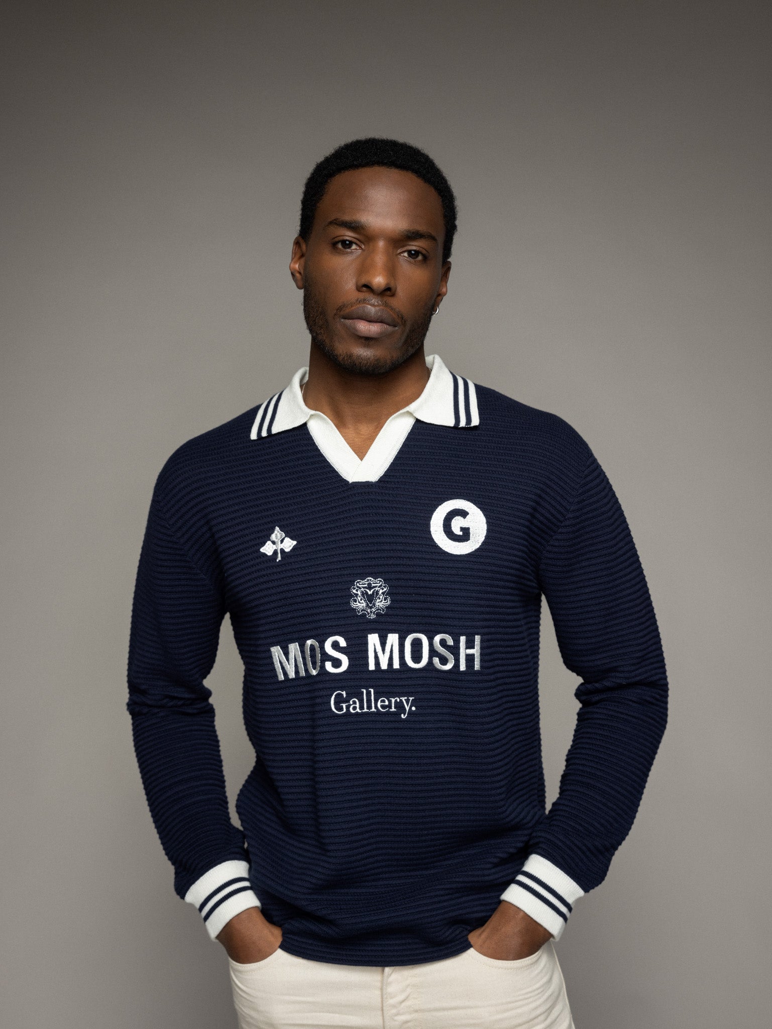 Modelshot / Salute Navy / Detail