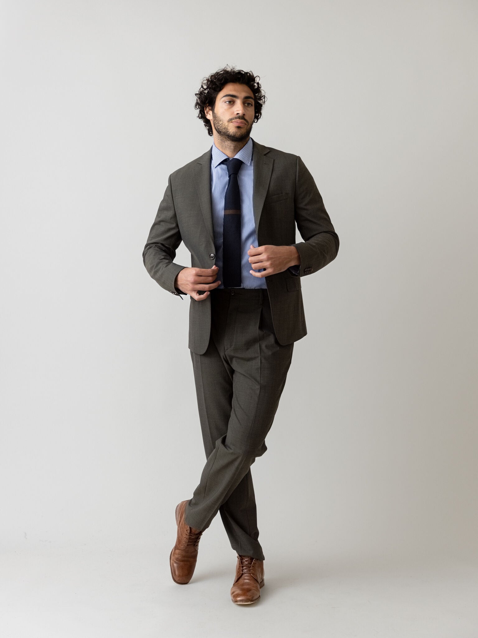 Modelshot / Dark Green / Detail