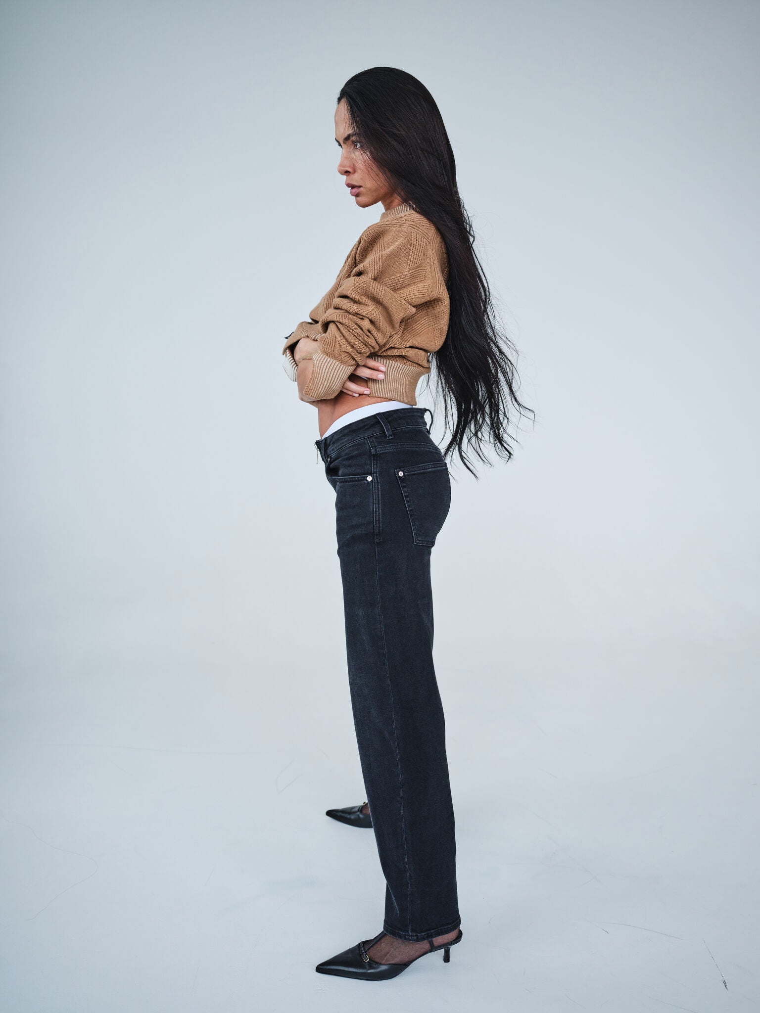 Modelshot / Black Denim / Detail