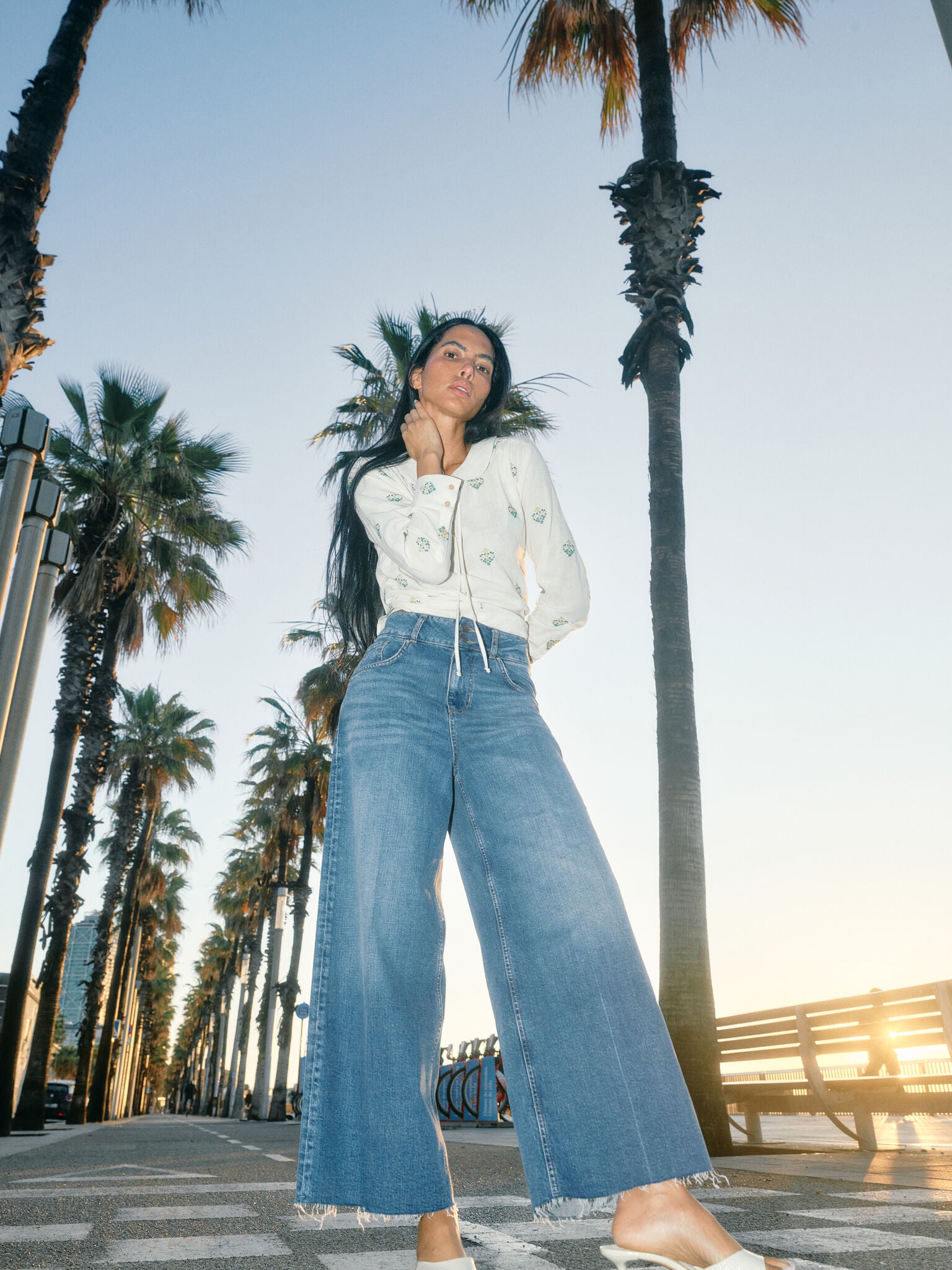 Modelshot / Blue / Detail