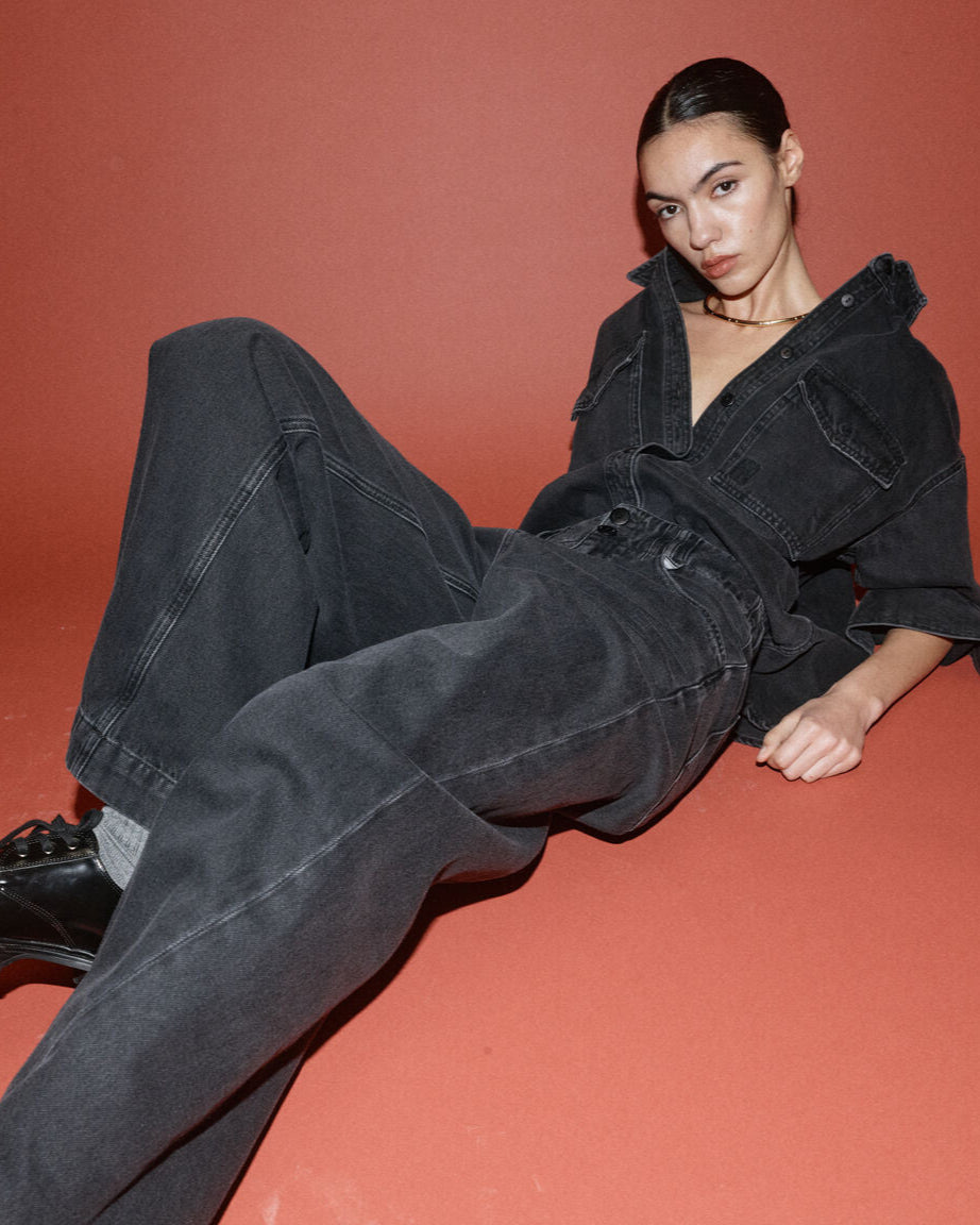 Modelshot / Black / Detail