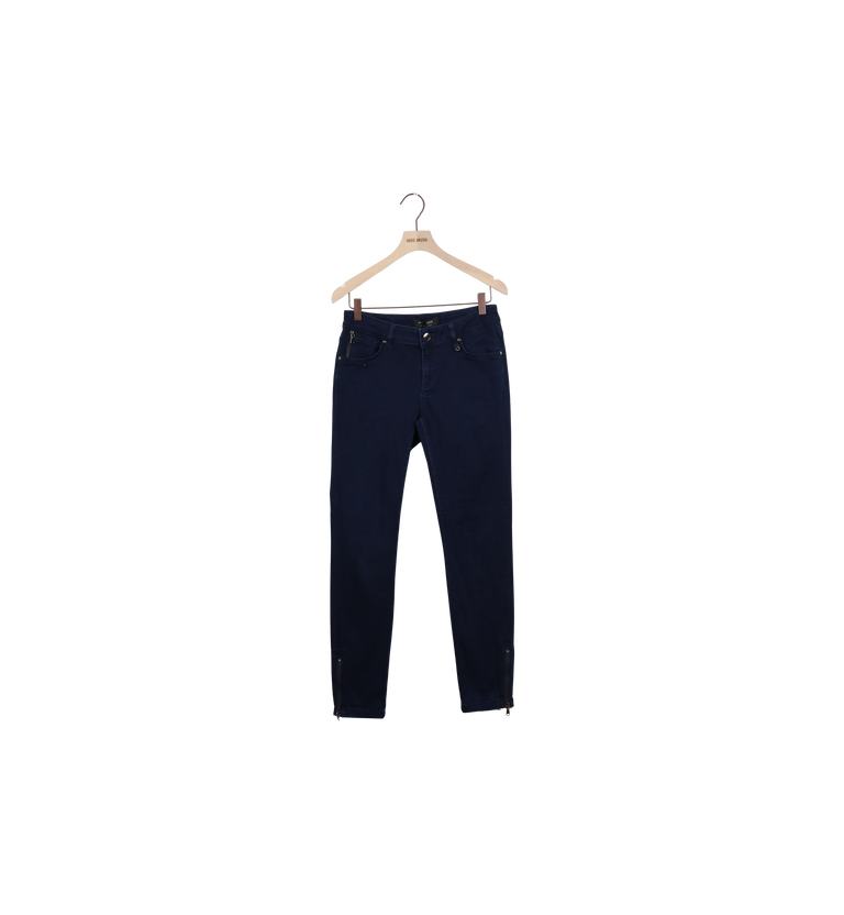 Packshot / Navy / ReLoved
