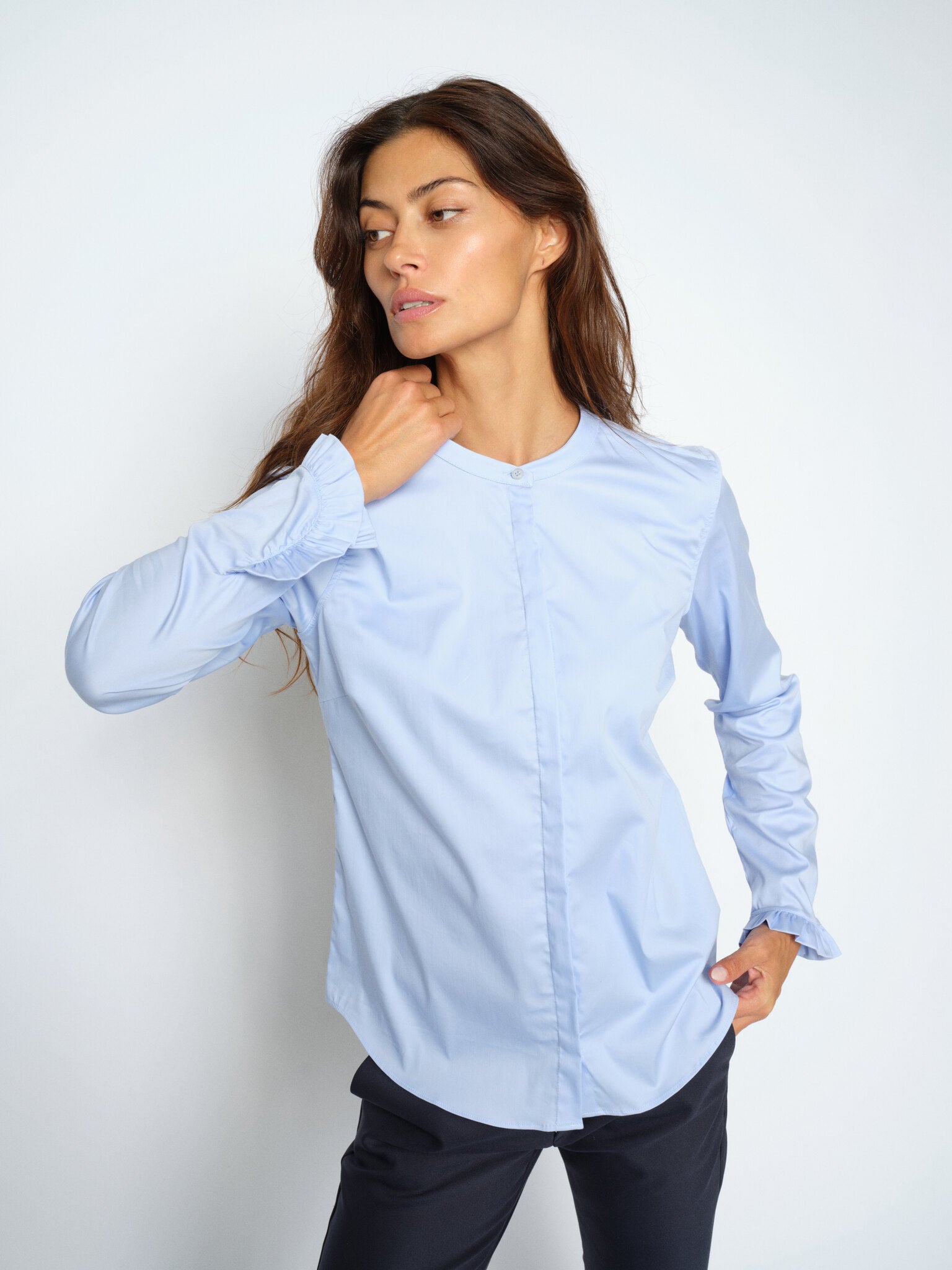 Modelshot / Light Blue / Detail
