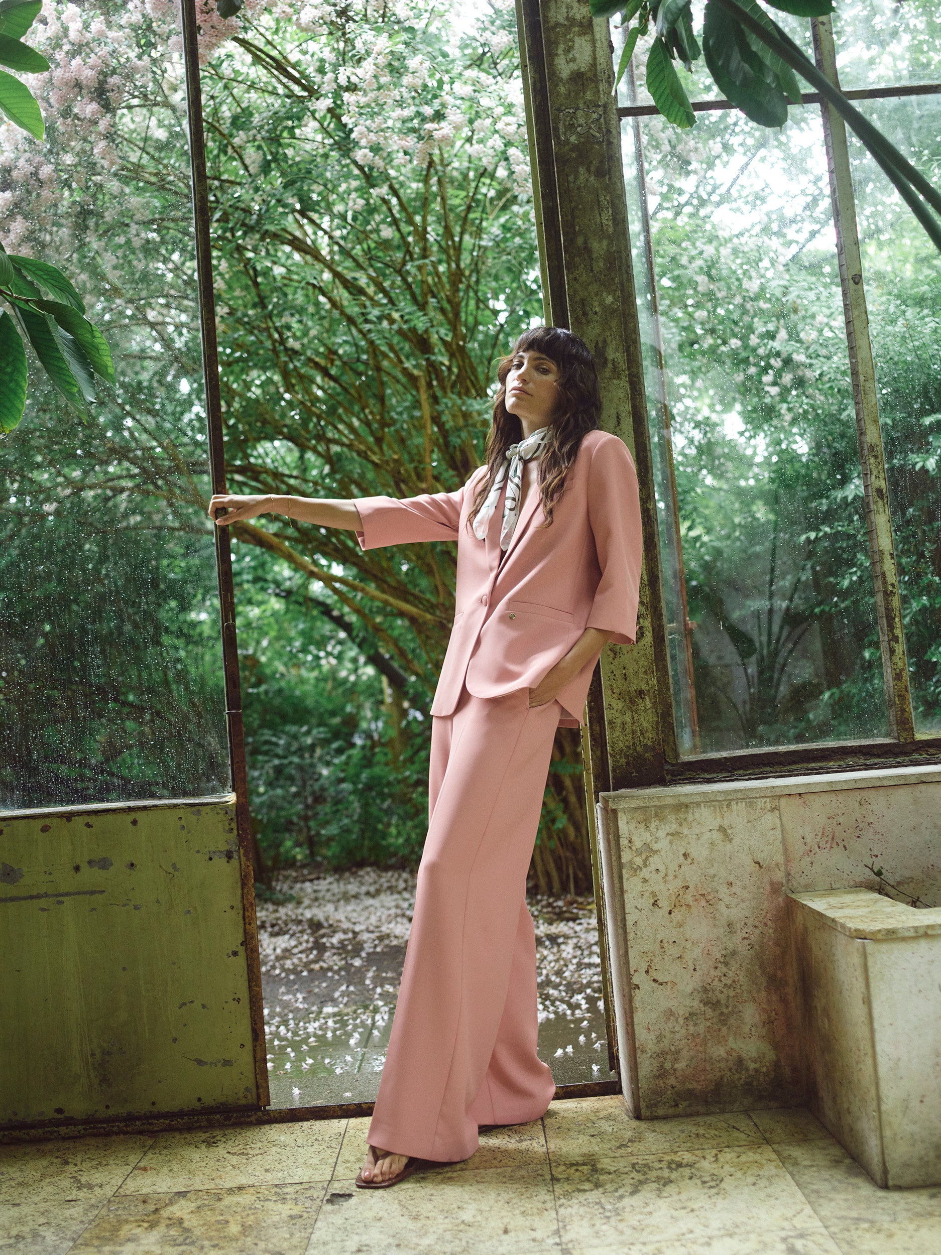 Modelshot / Turf Green / Detail