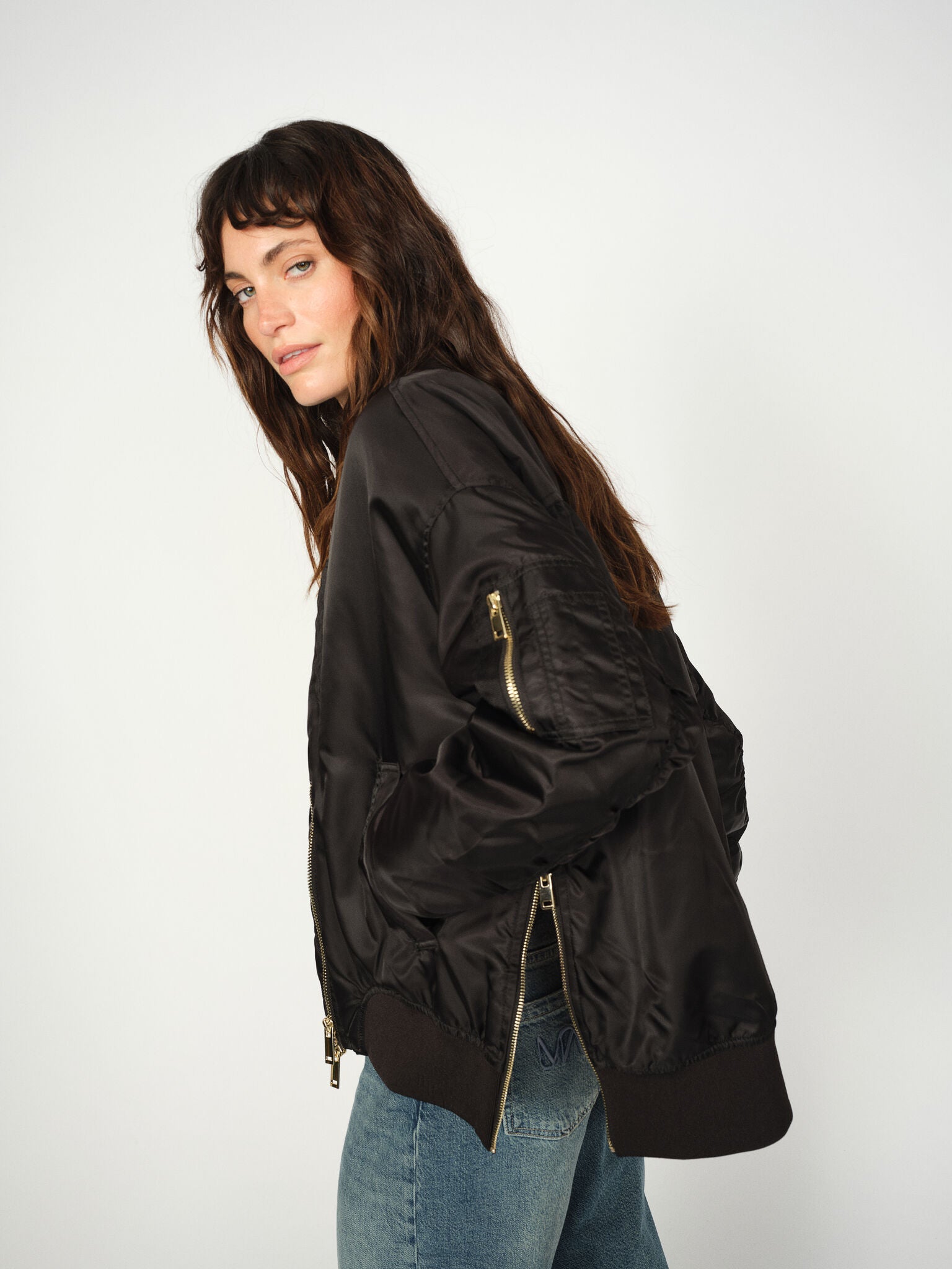 Bomber Jacket Coat Trends Spring 2021 19 Bomber Jackets That Come