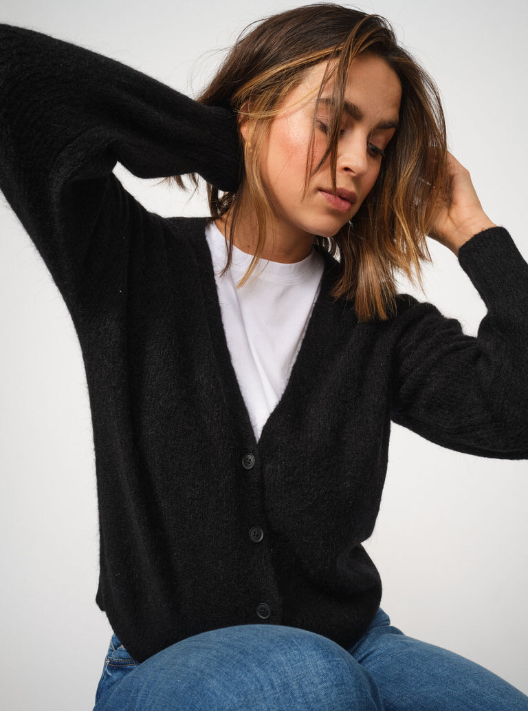 Modelshot / Black / Detail