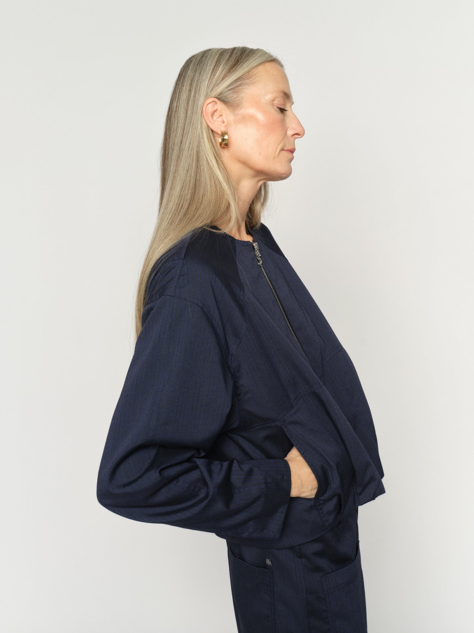 Modelshot / Crown Blue / Detail