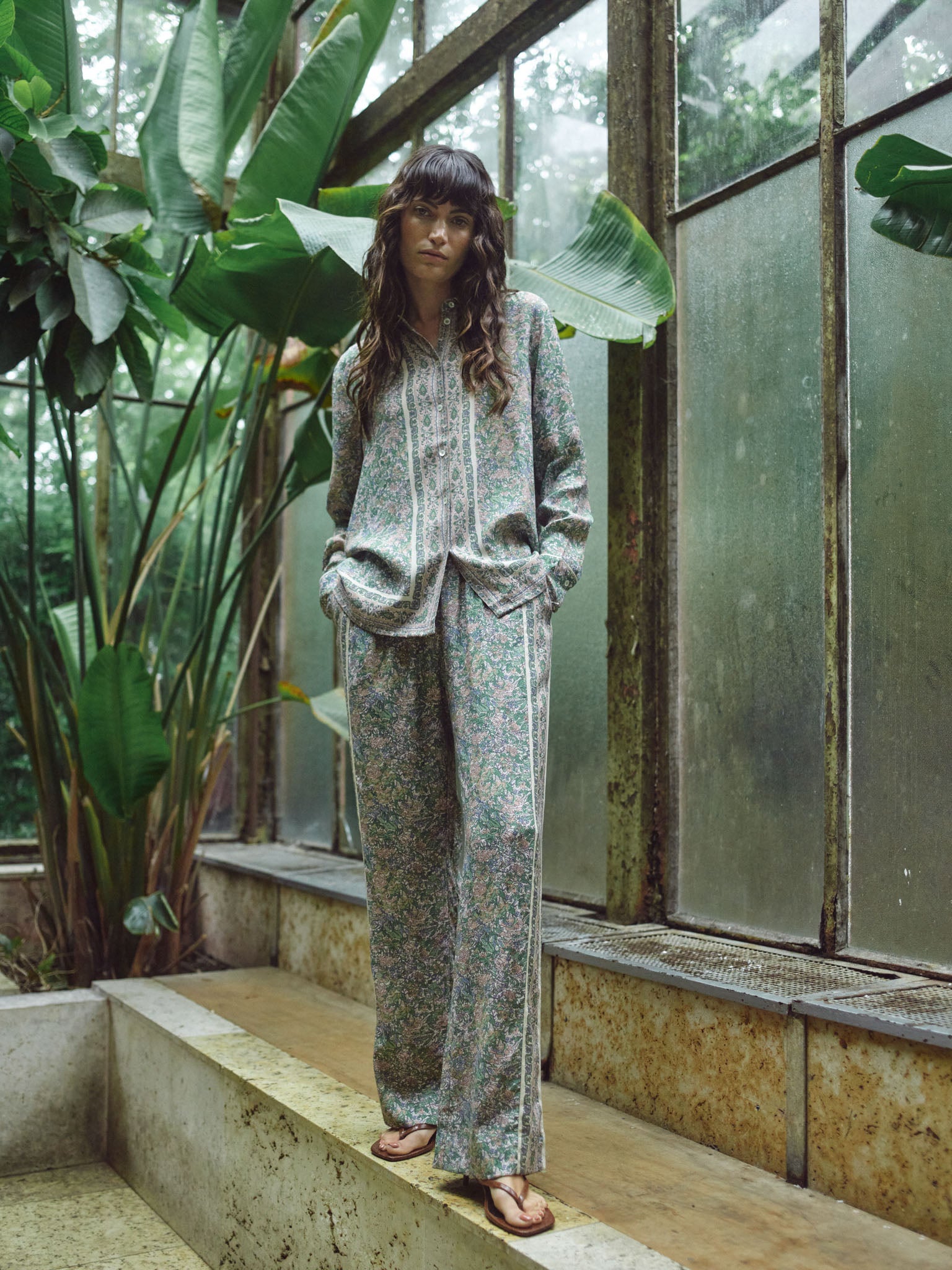 Modelshot / Turf Green / Detail