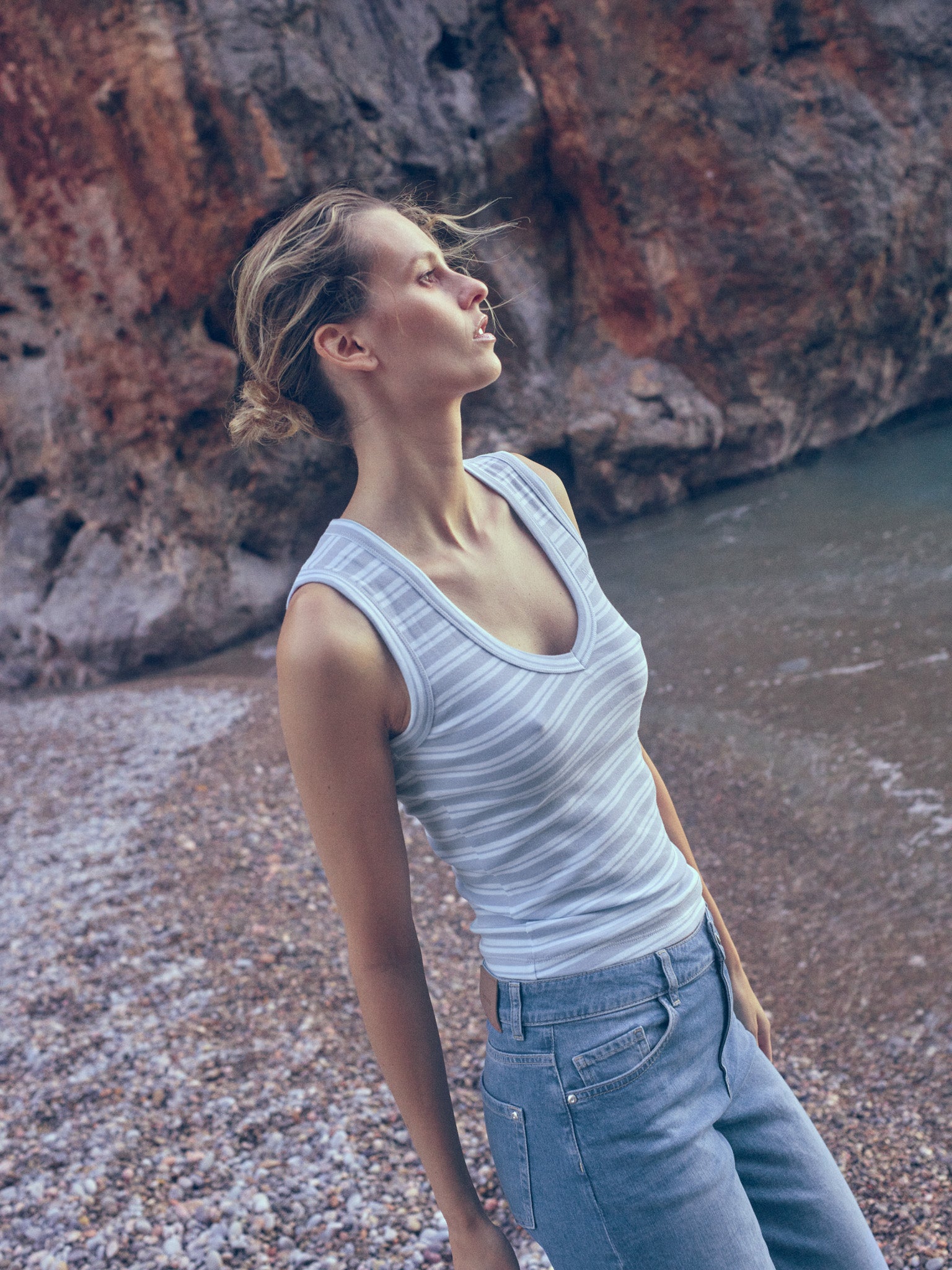 Modelshot / Skyway / Detail