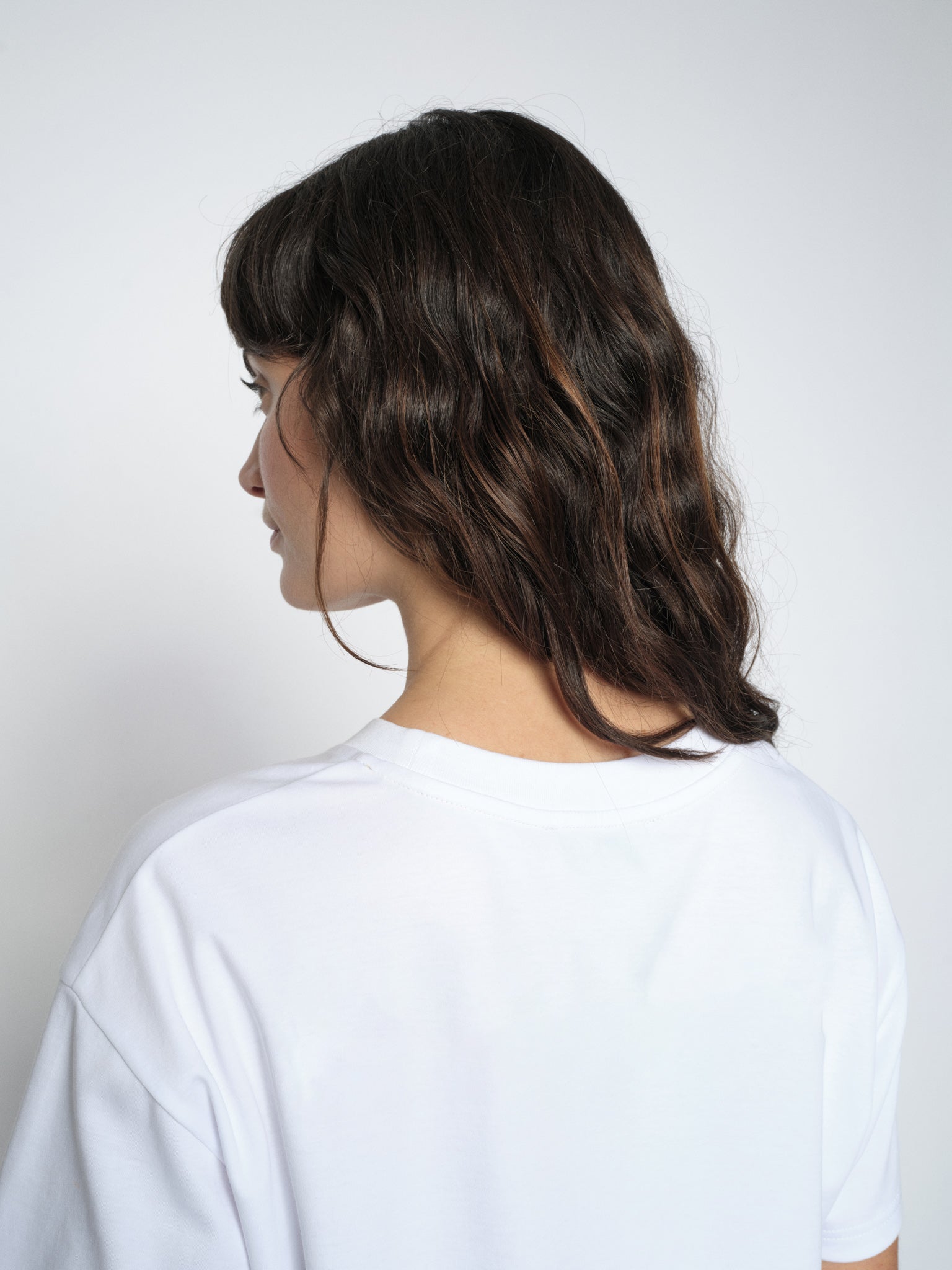 Modelshot / White / Detail