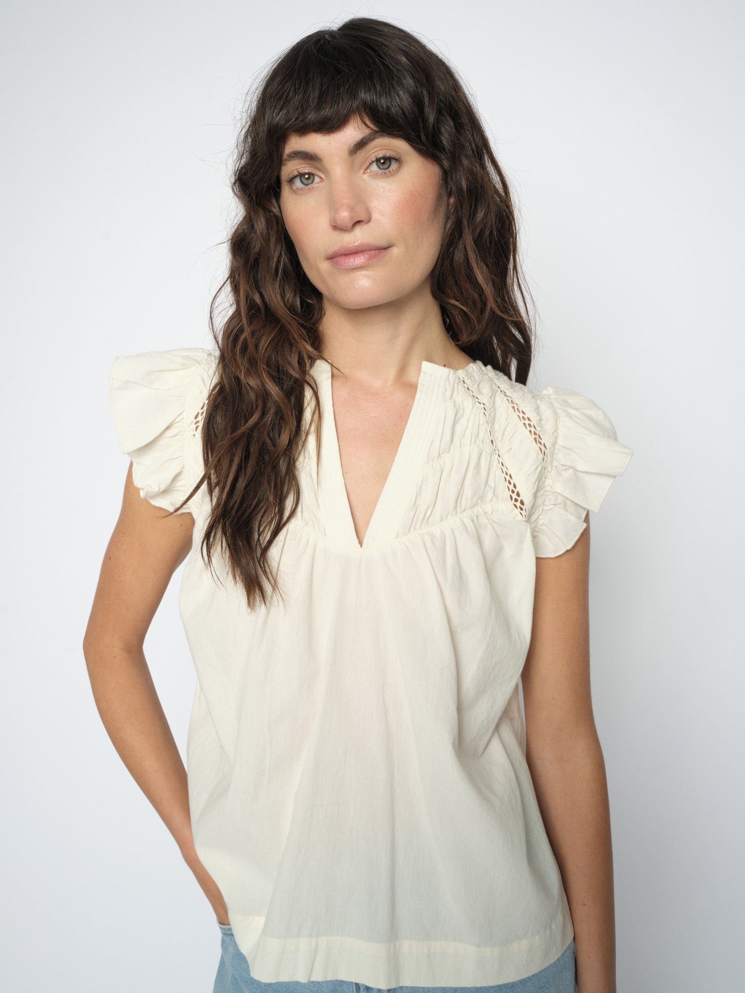 Modelshot / Ecru / Detail