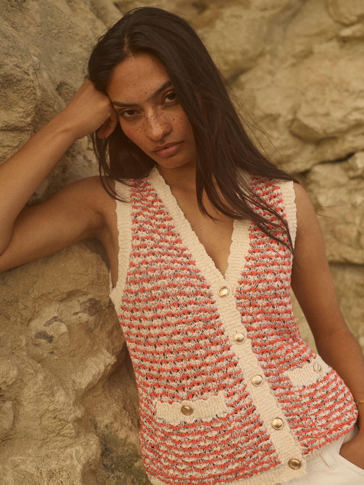 Modelshot / Emberglow / Detail