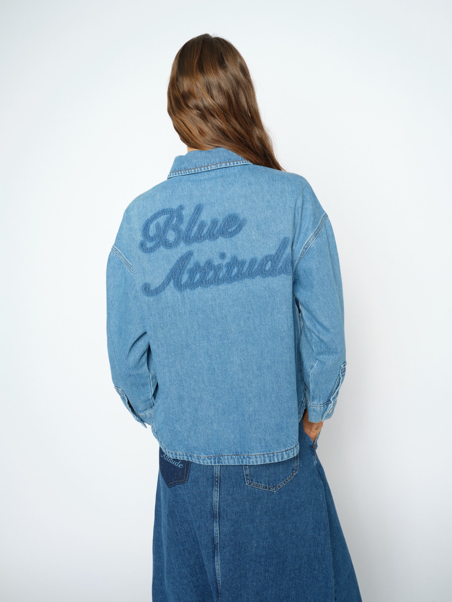 Modelshot / Blue / Detail