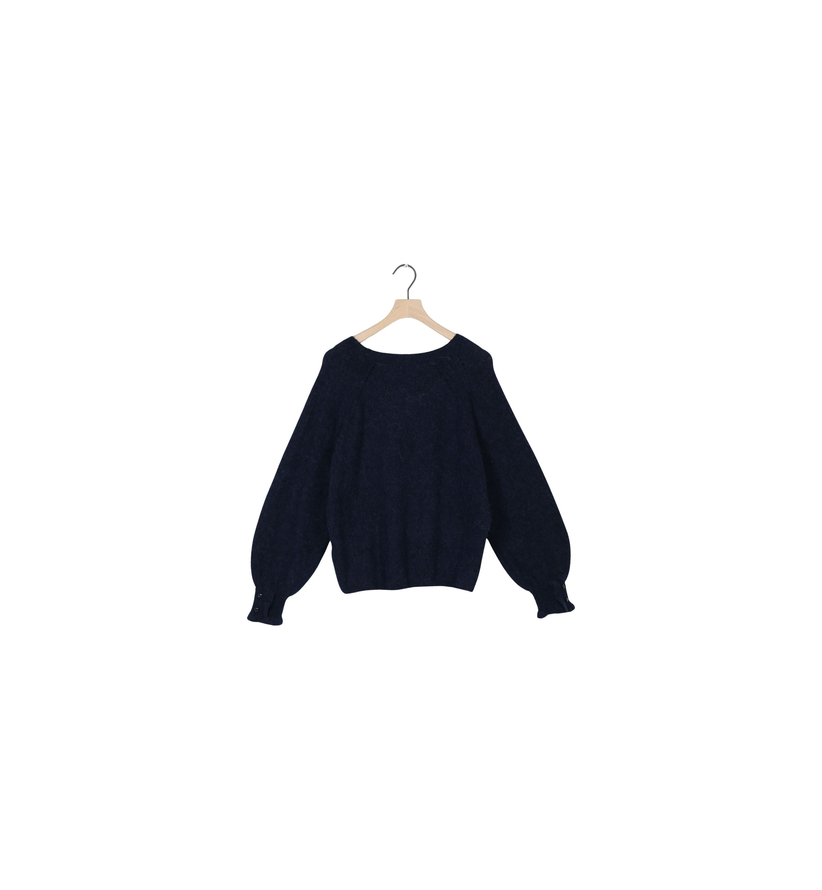 Packshot / Feather Gray / ReLoved