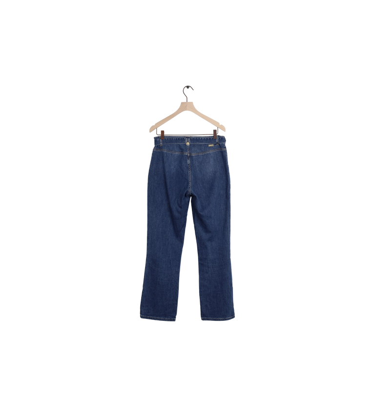 Packshot / Blue / Details
