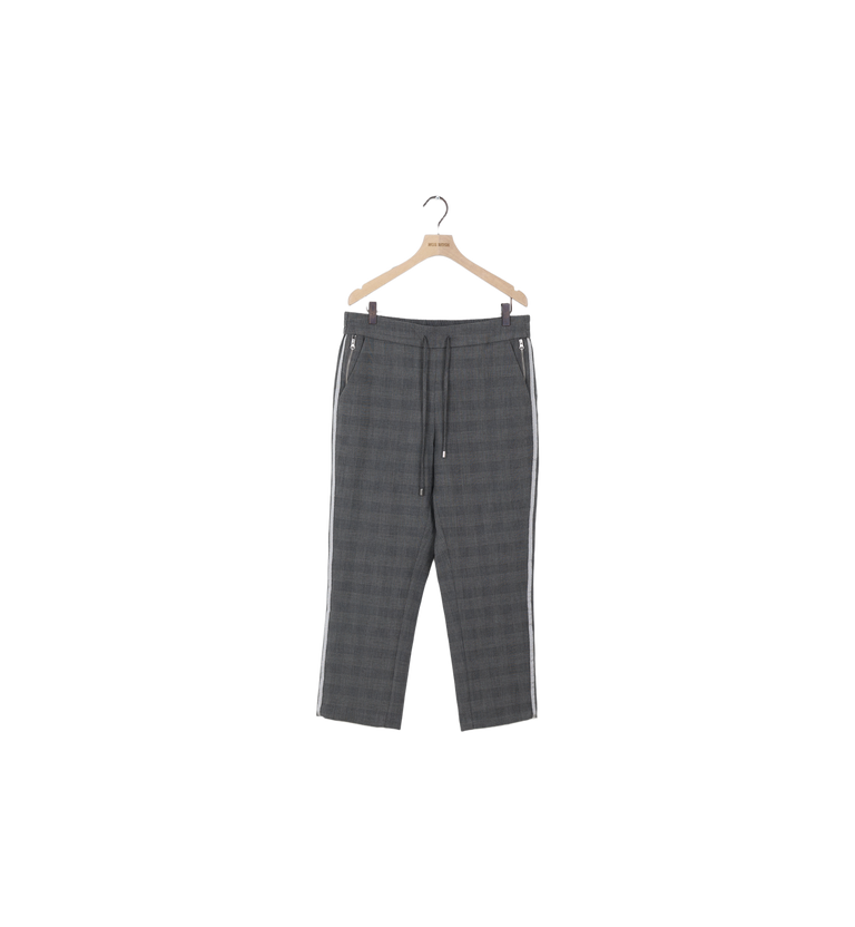 Packshot / Sharkskin / ReLoved