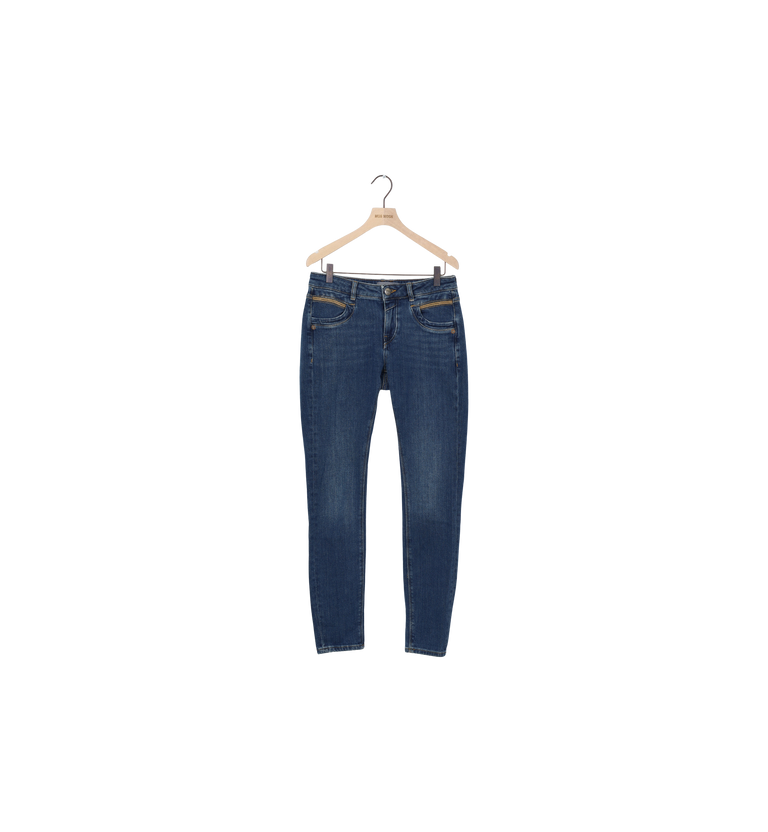 Packshot / Dark Blue / ReLoved