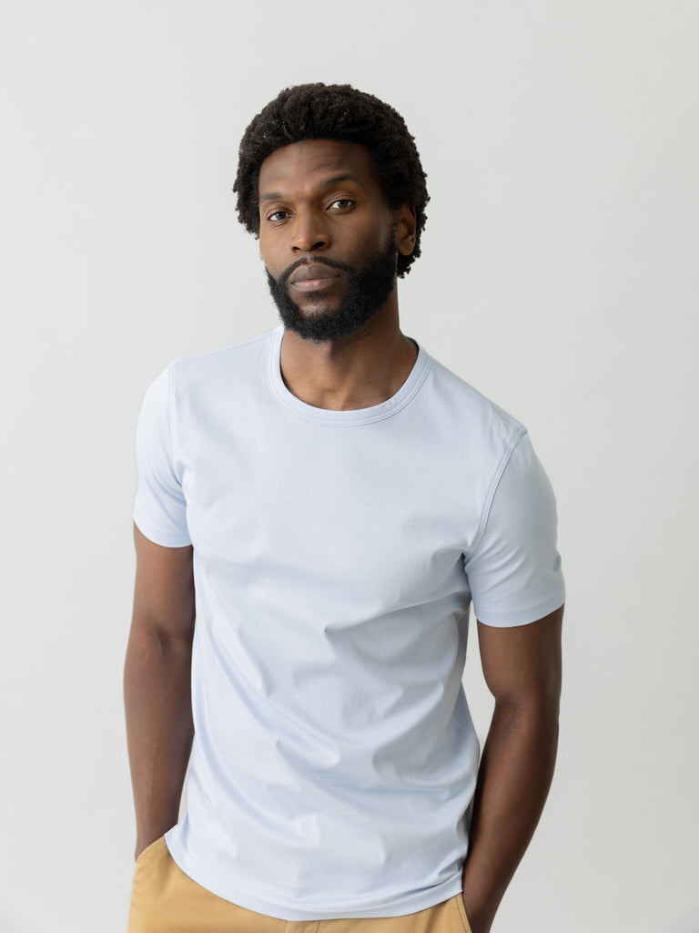 Modelshot / Light Blue / Detail