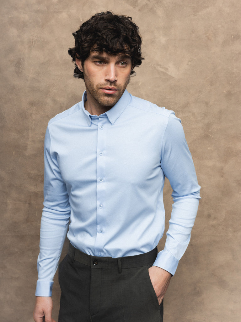 Modelshot / Light Blue / Detail