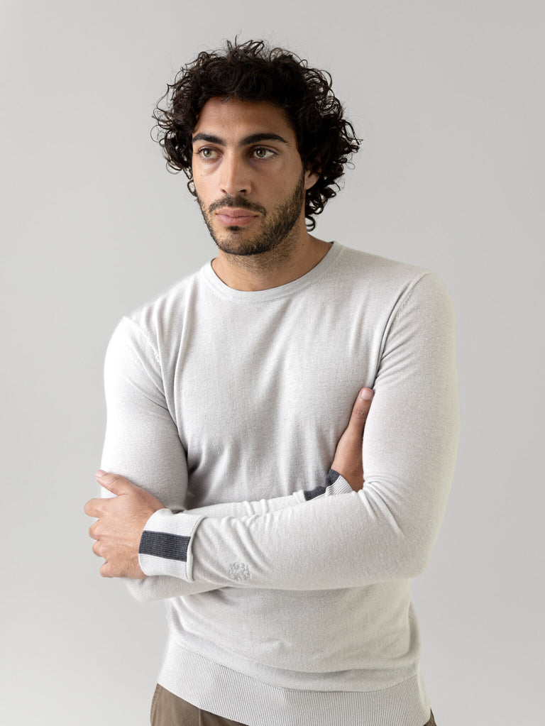 Modelshot / Quiet Gray / Detail