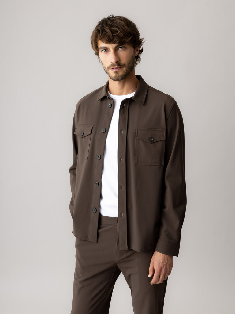 Modelshot / Chocolate Brown / Detail