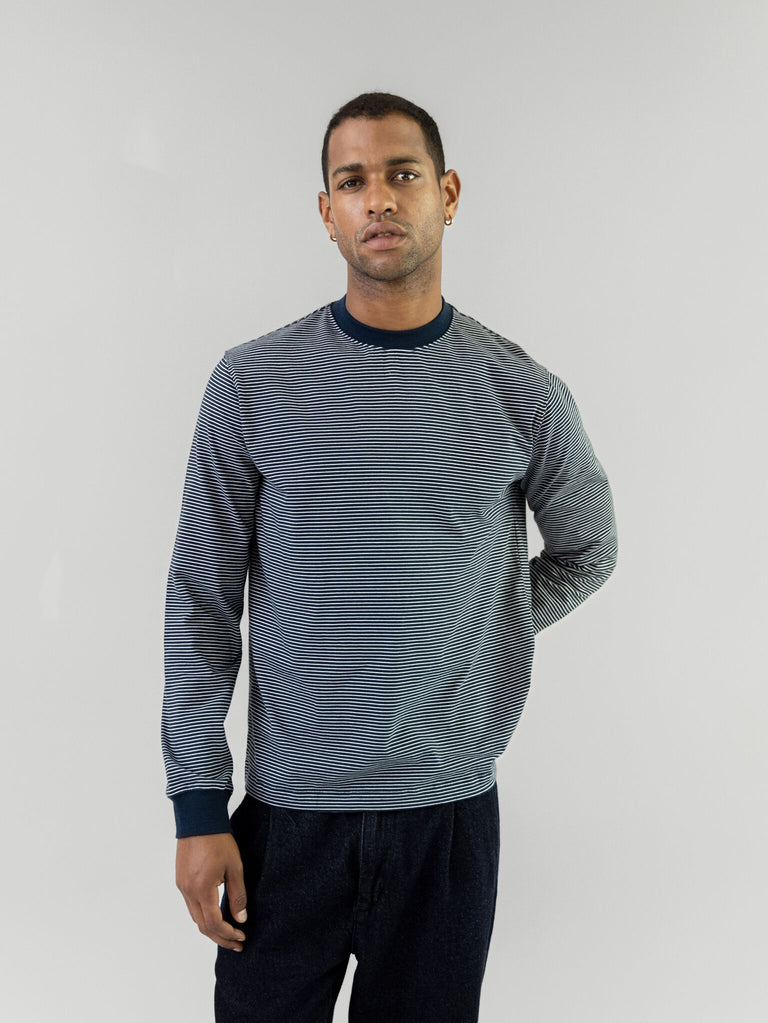 Modelshot / Indigo Blue / Detail