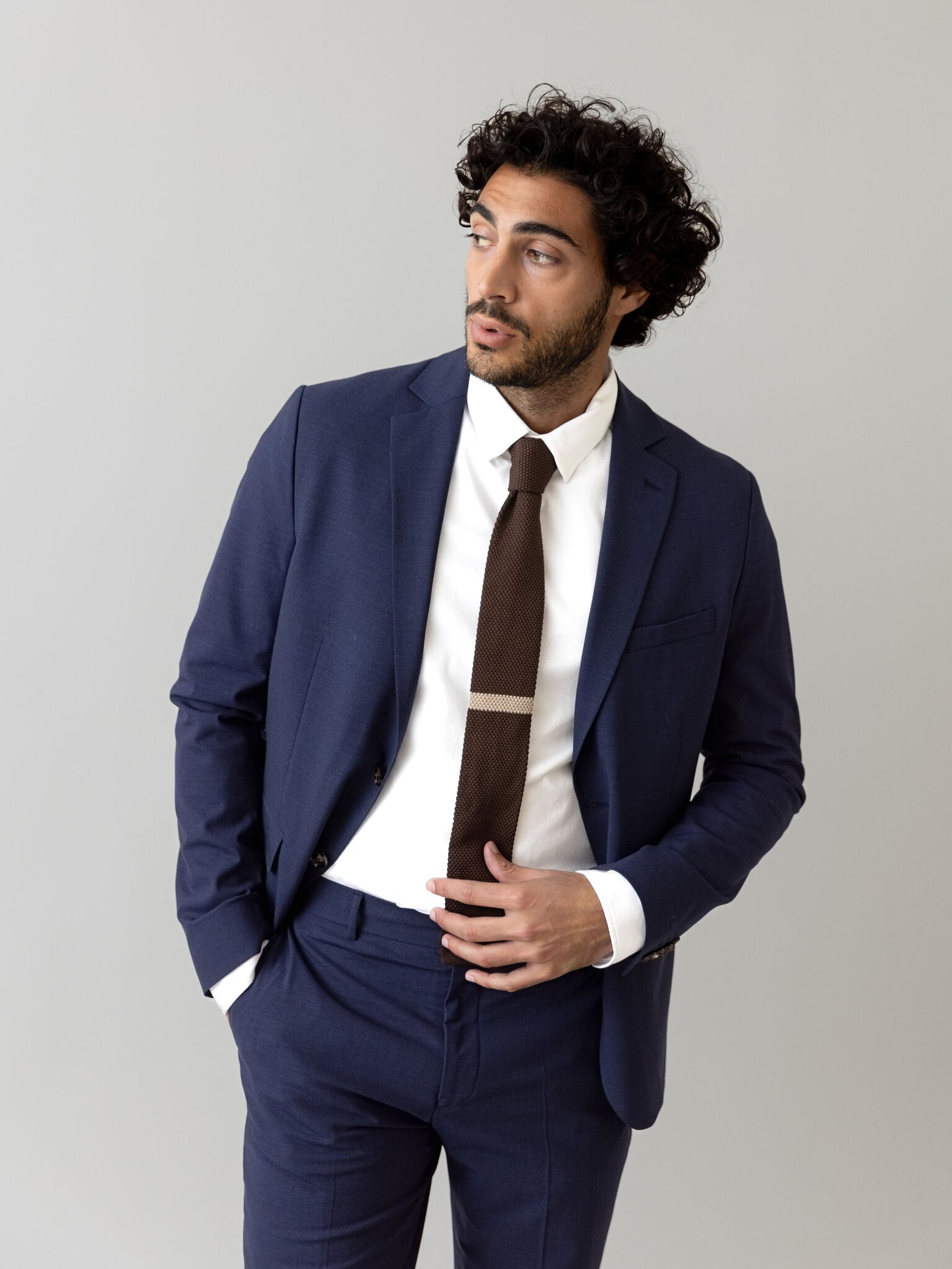 Modelshot / Chocolate Brown / Detail