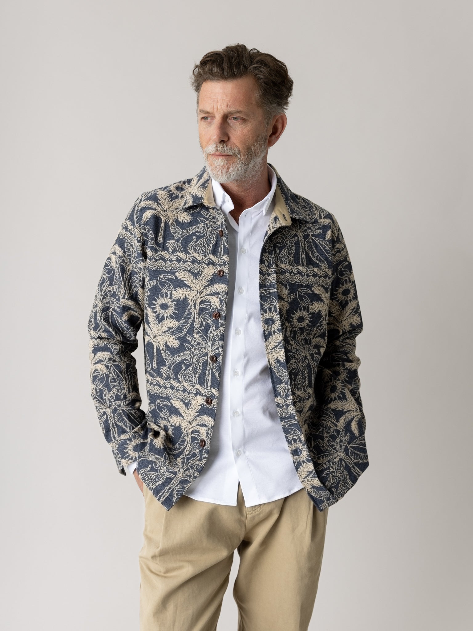 Modelshot / Salute Navy / Detail