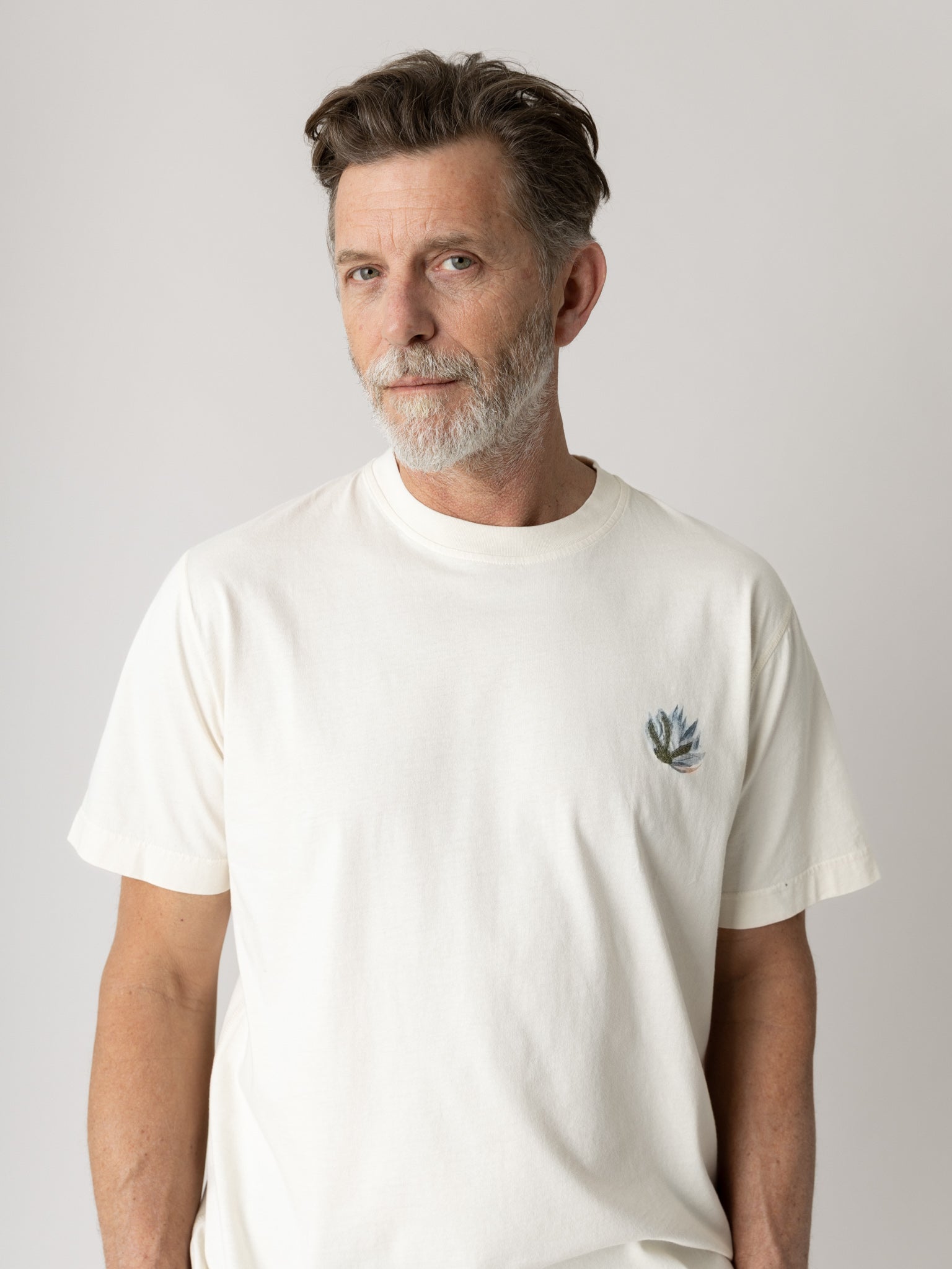 Modelshot / Ecru / Detail