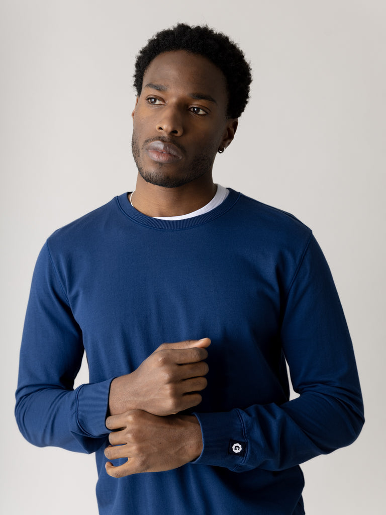 Modelshot / Estate Blue / Detail