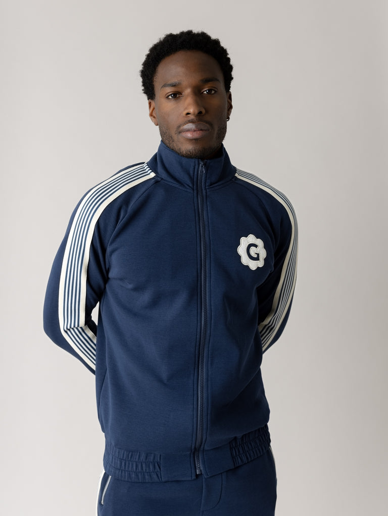 Modelshot / Navy / Detail