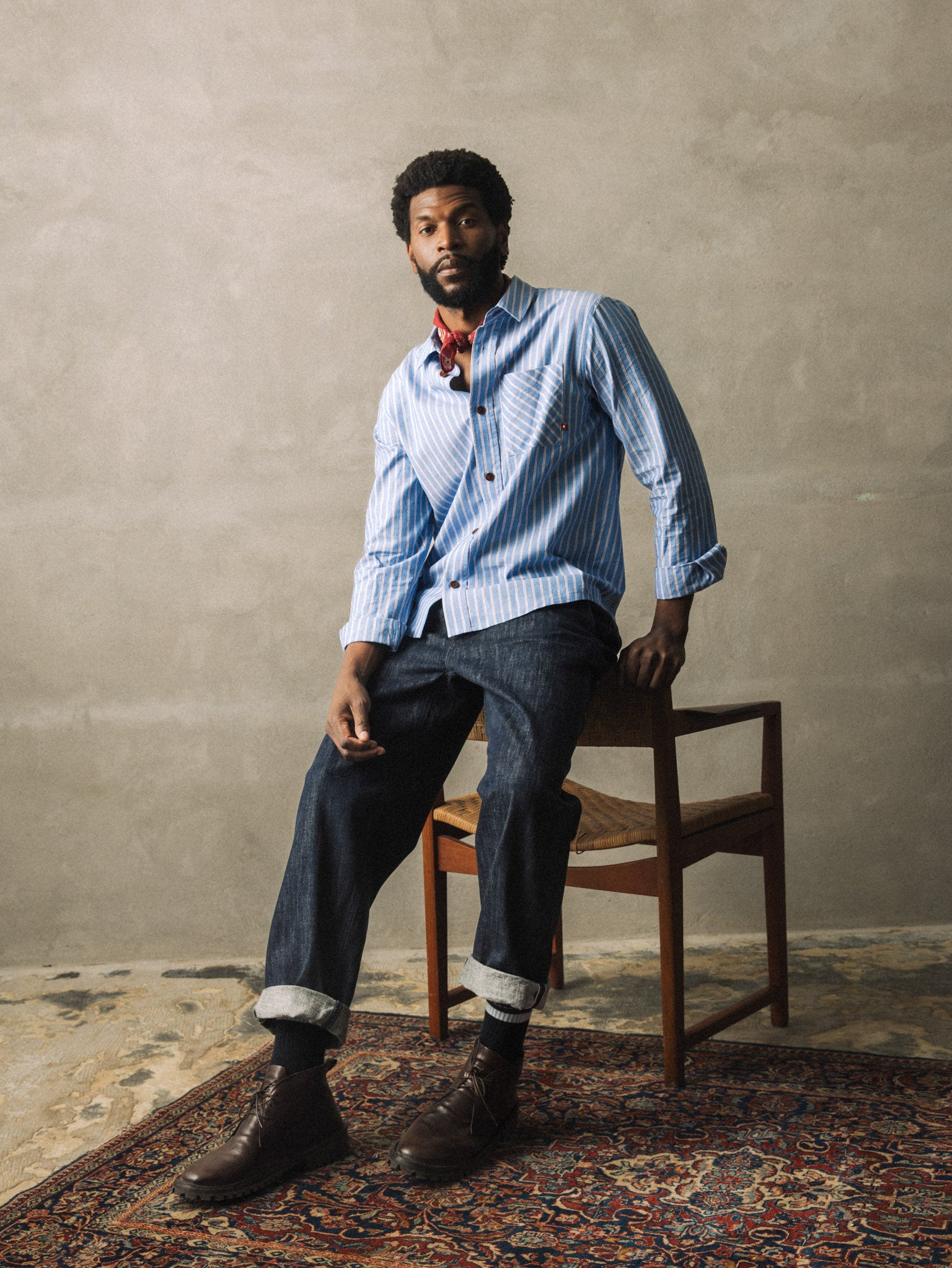 Modelshot / Dark Blue Denim / Detail