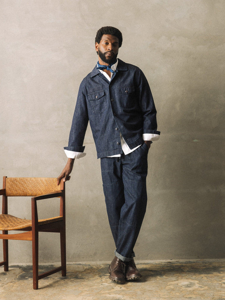 Modelshot / Indigo Blue / Detail
