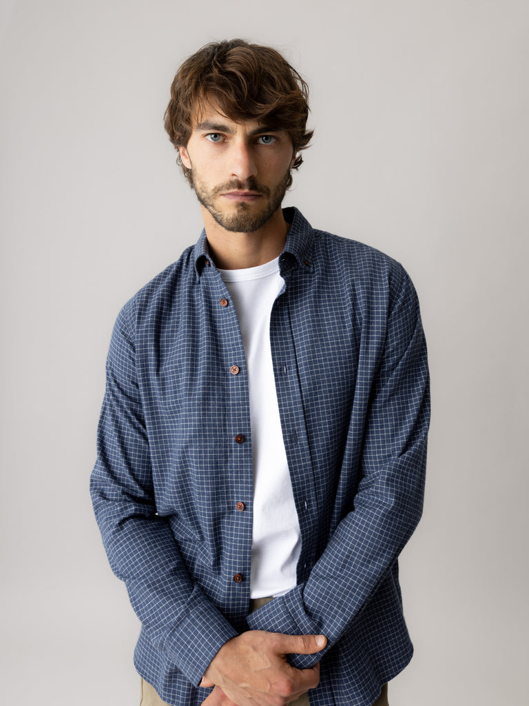 Modelshot / Navy Check / Detail