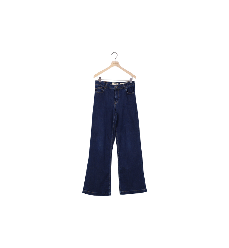 Packshot / Deep Blue / ReLoved