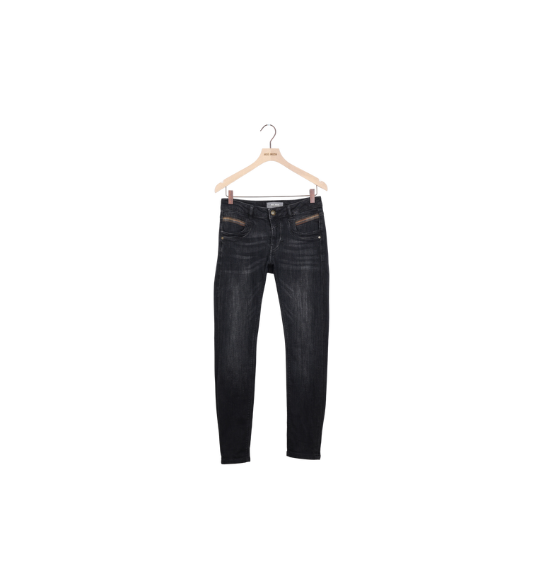 Packshot / Black / ReLoved