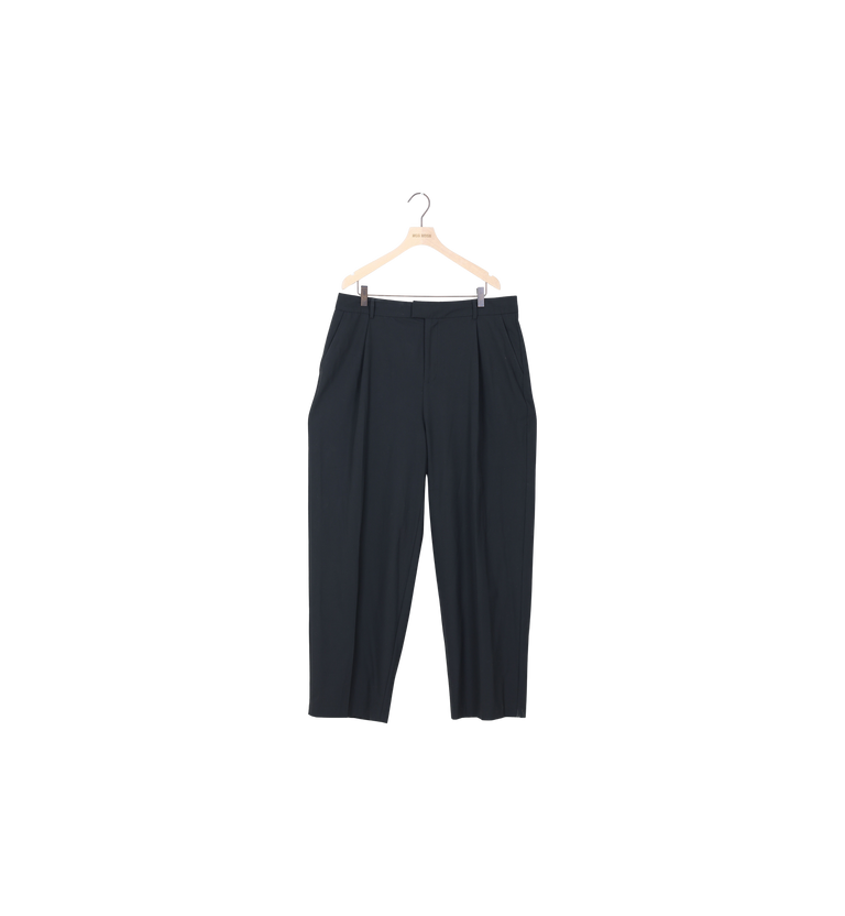 Packshot / Black / ReLoved