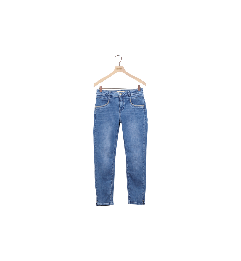 Packshot / Blue / ReLoved