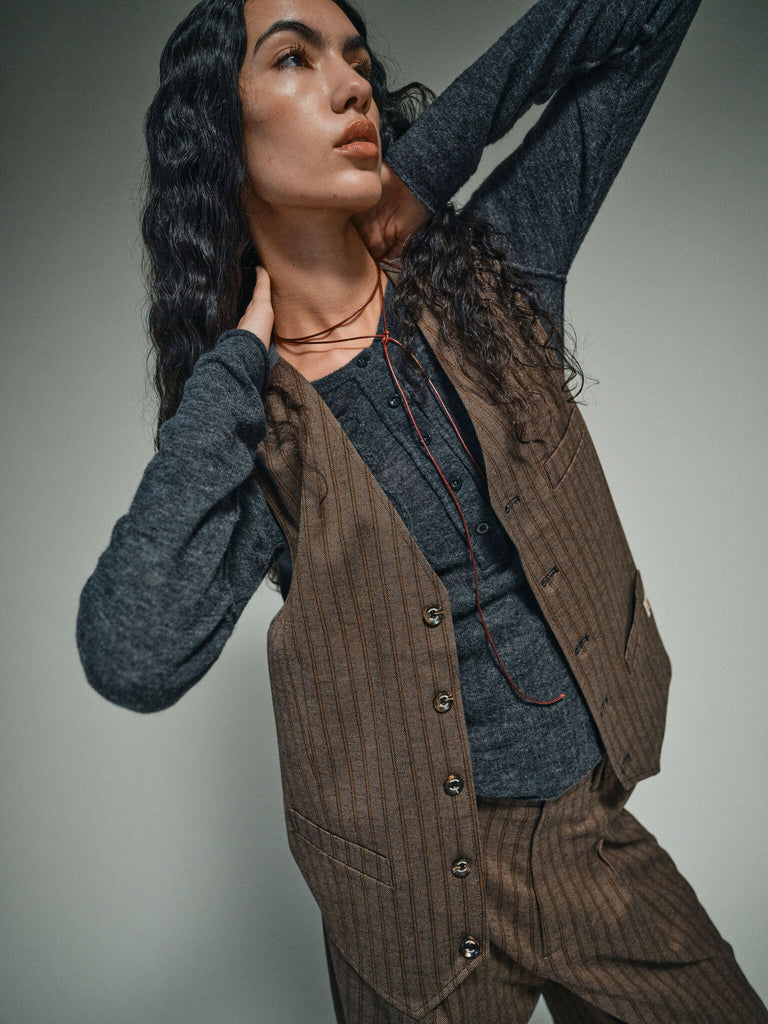 Modelshot / Demitasse / Detail