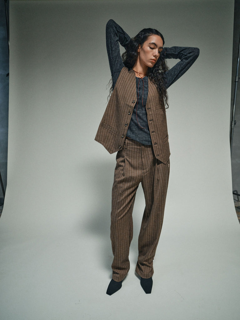 Modelshot / Demitasse / Detail