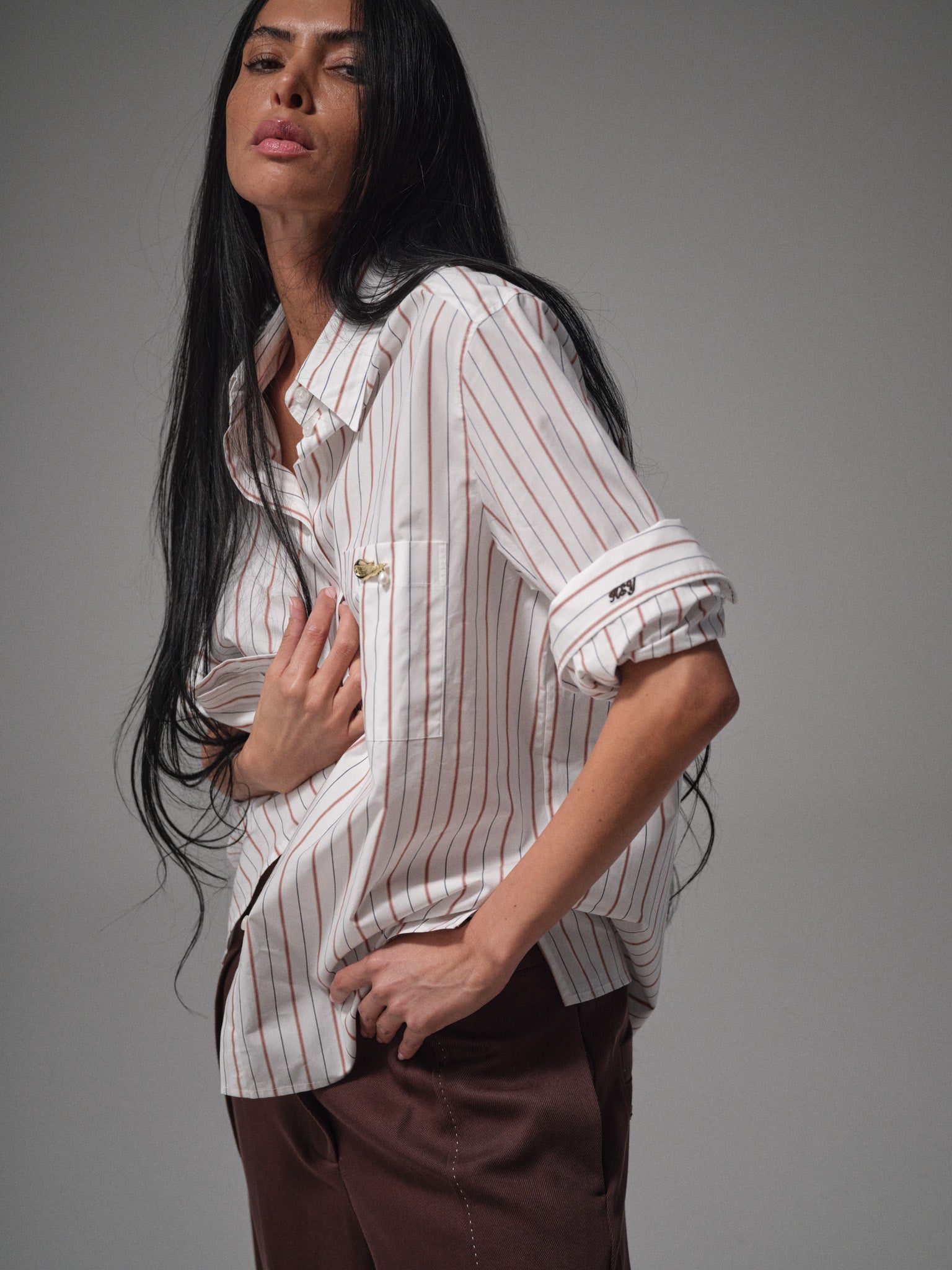 Modelshot / White / Detail