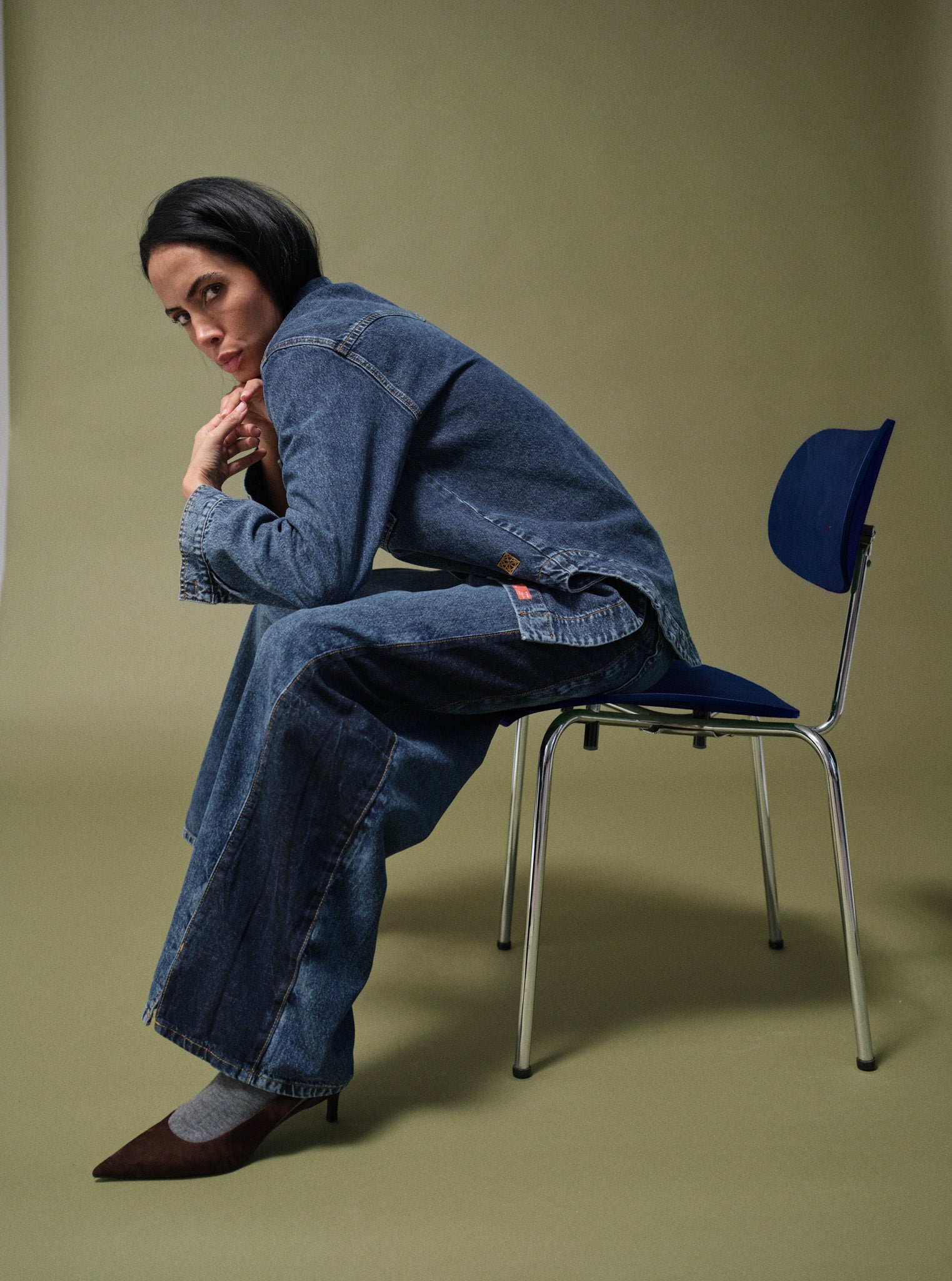Modelshot / Blue Denim / Detail