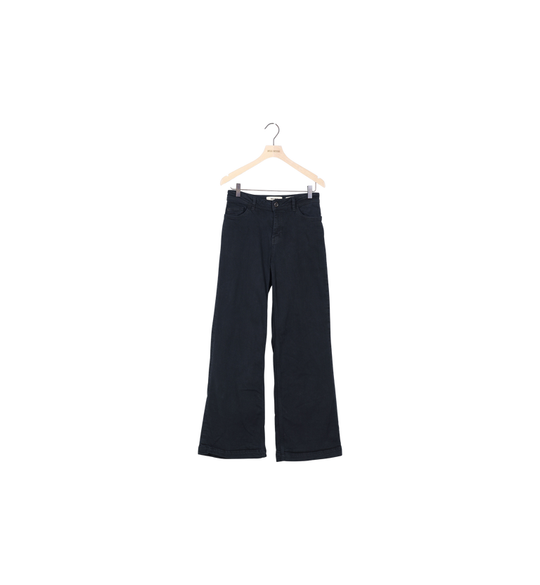 Packshot / Black / ReLoved