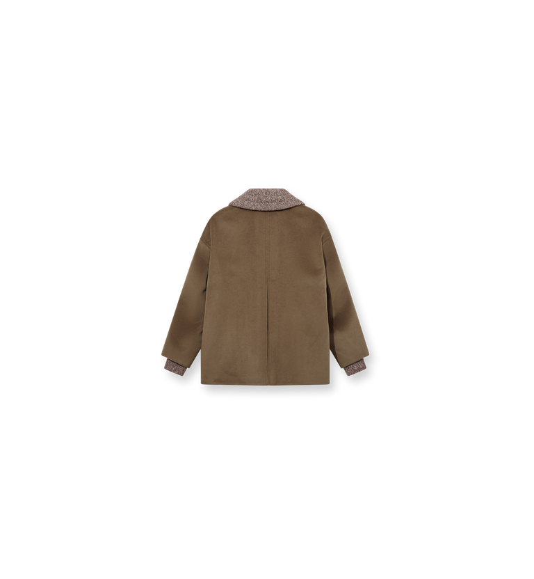 Packshot / Tarmac / Back