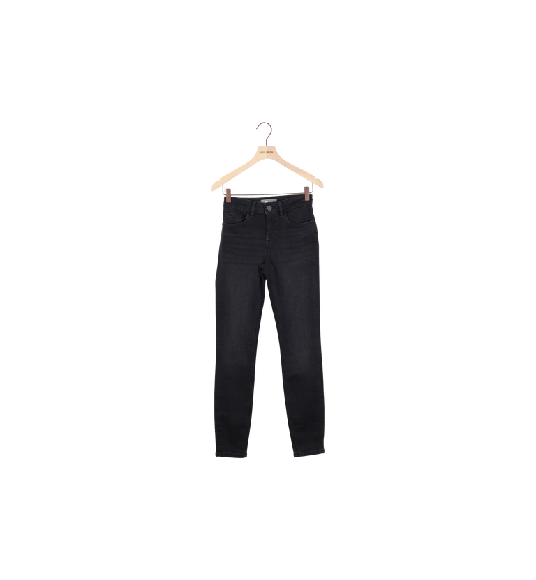 Packshot / Black / ReLoved