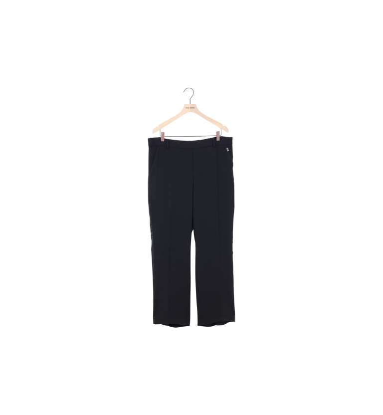 Packshot / Black / ReLoved